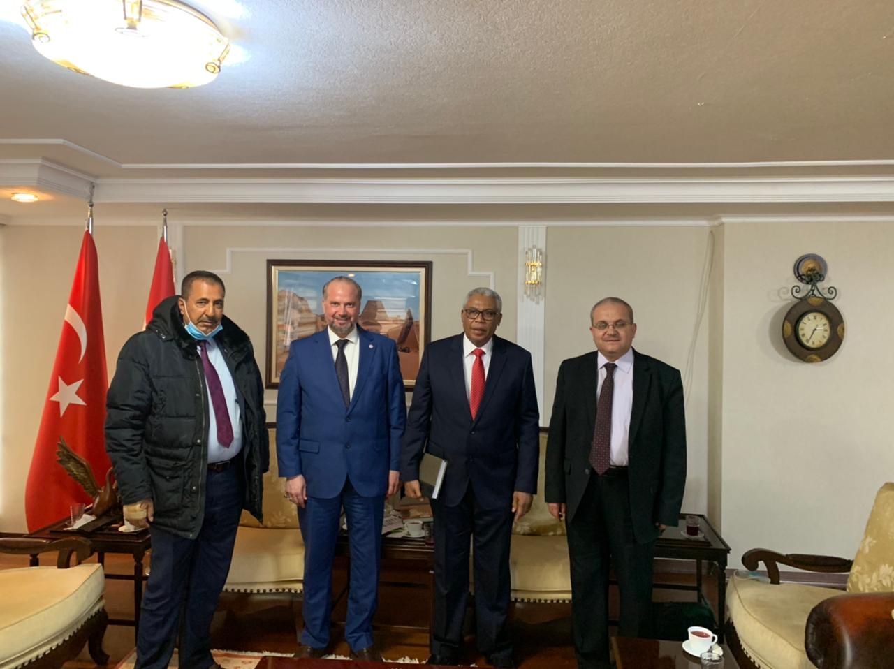 وفد جامعة جدارا لتركيا يلتقي سفراء الأردن وعُمان والسودان