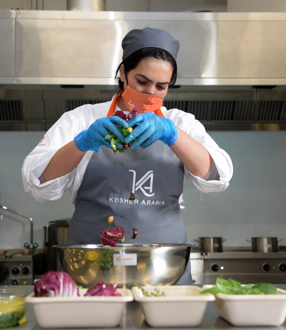 كوشر أرابيا تبدأ الإنتاج في منشأة حديثة ومعتمدة بدبي