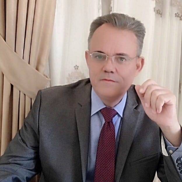 لن ننزل للشوارع، ولن تزلّ أقدامنا كتب الدكتور عديل الشرمان