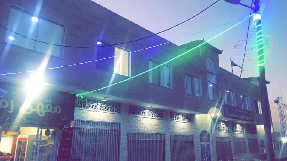 الشيخ هايل سامي مثقال الفايز يبترع بعمارته لاستخدمها مستشفى ميداني في لواء الجيزة 