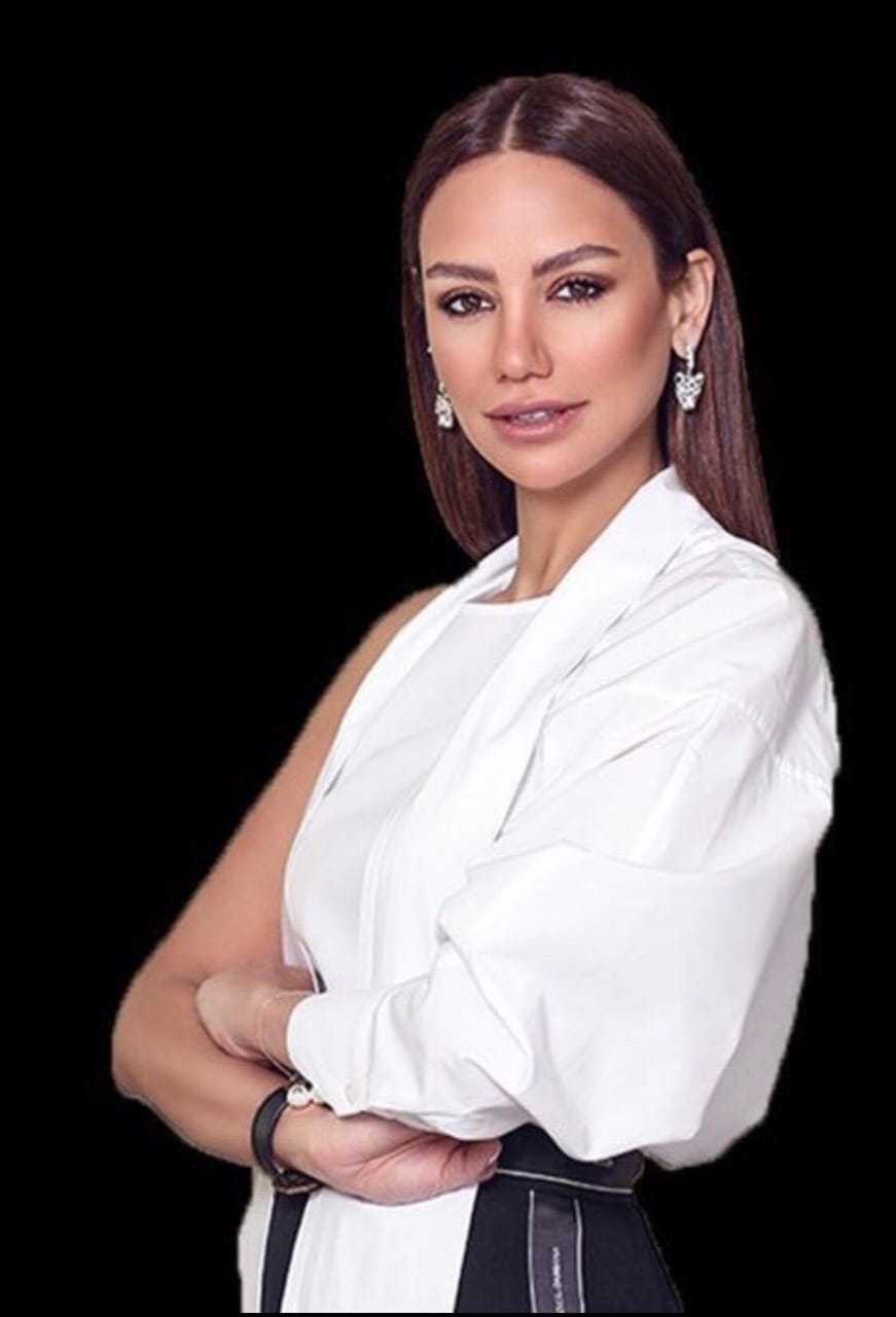 خبيرة المكياج أمل عبد الله: البساطة سر الجمال
