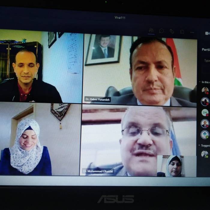 مناقشة رسالة ماجستير في قسم الإدارة التربوية في جامعة جدارا عن بُعد