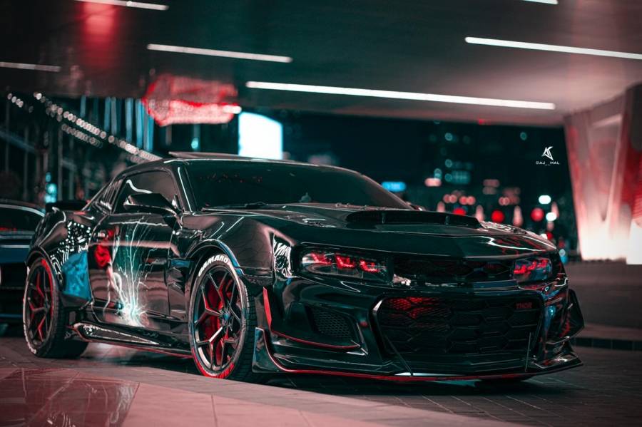 سوق التنين يستضيف معرضاً مشوّقاً للسيارات الخارقة