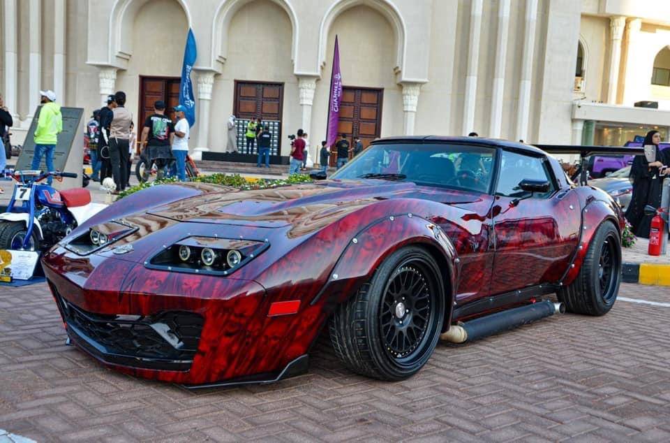 سوق التنين يستضيف معرضاً مشوّقاً للسيارات الخارقة 