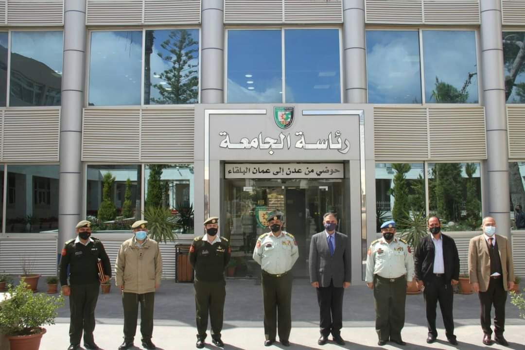 عطوفة مدير التربية والتعليم والثقافة العسكريه يزور رئيس جامعة البلقاء التطبيقية..