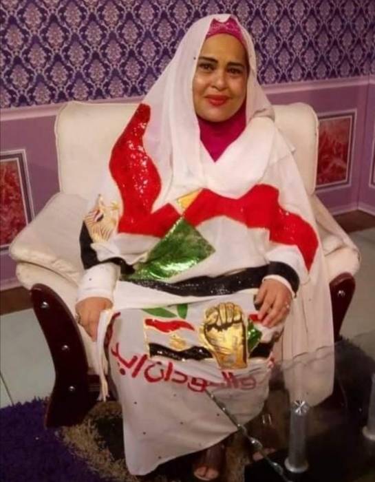 الإعلامية شادية الحصرى تستعرض أهداف  وخدمات مبادرة مصر والسودان أيد واحدة 