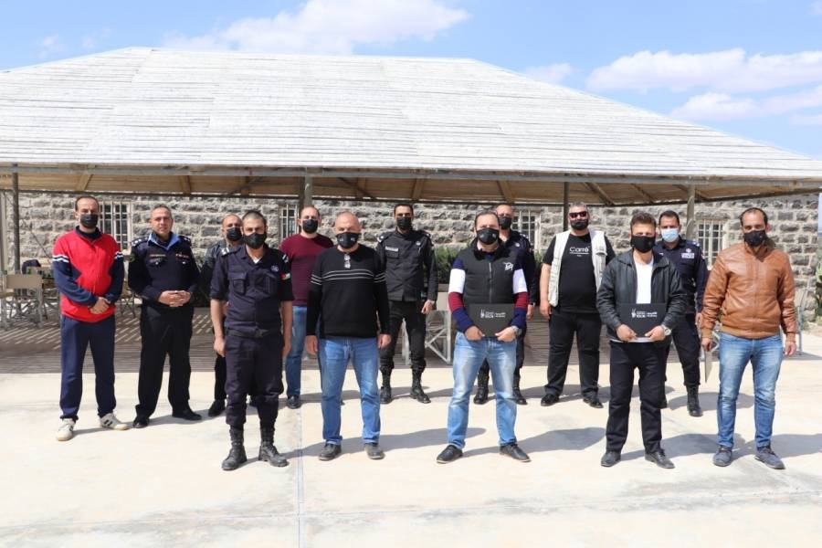 الجمعية الملكية لحماية الطبيعة تنفذ برنامجاً تدريبياً يستهدف منتسبي الإدارة الملكية لحماية البيئة والسياحة