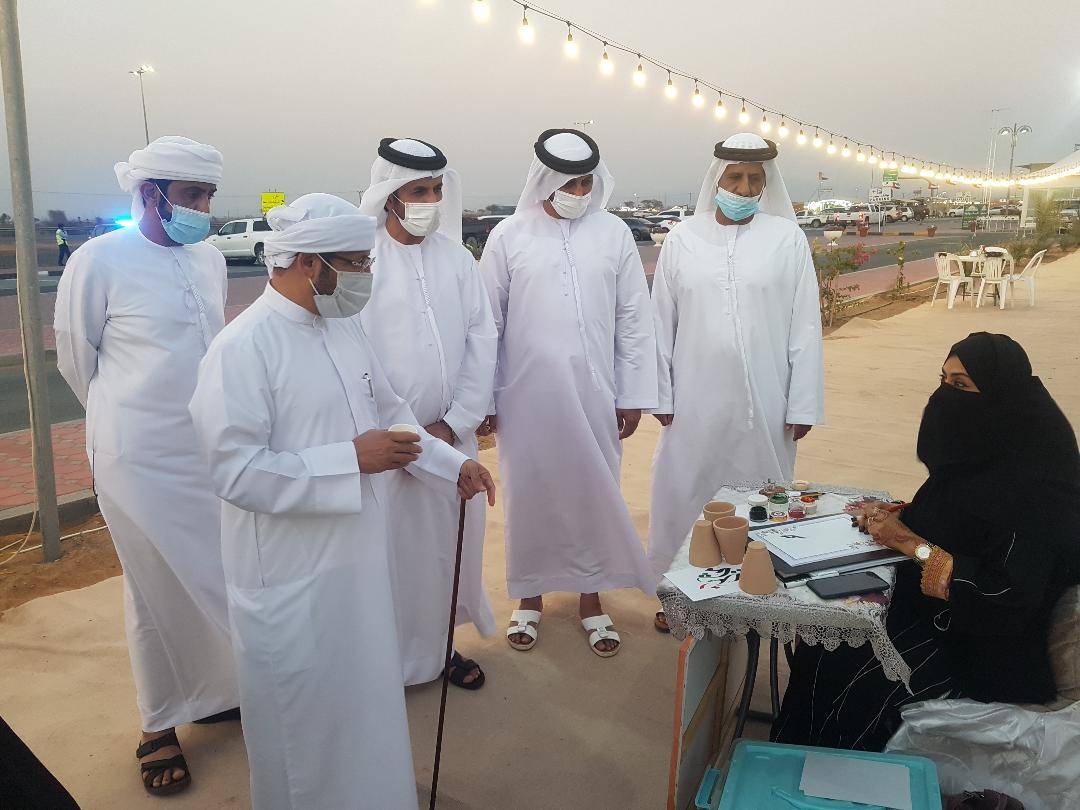 منتجات متنوعة وحضور كبیر في بازار رمضان والعید