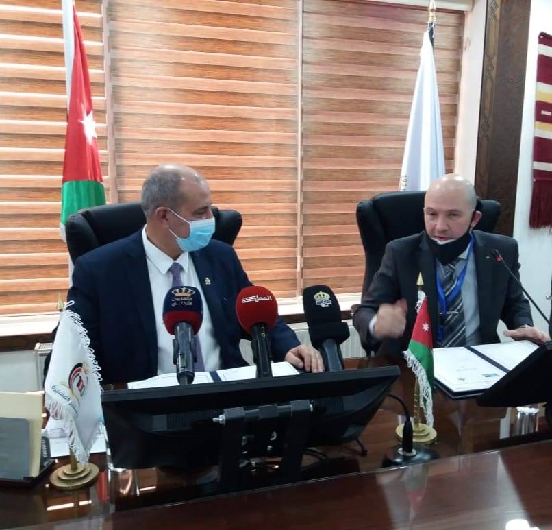 وزير العمل يوقع 6 اتفاقيات تشغيل توفر 1150 فرصة عمل خلال عام 2021 في عدد من شركات القطاع الخاص