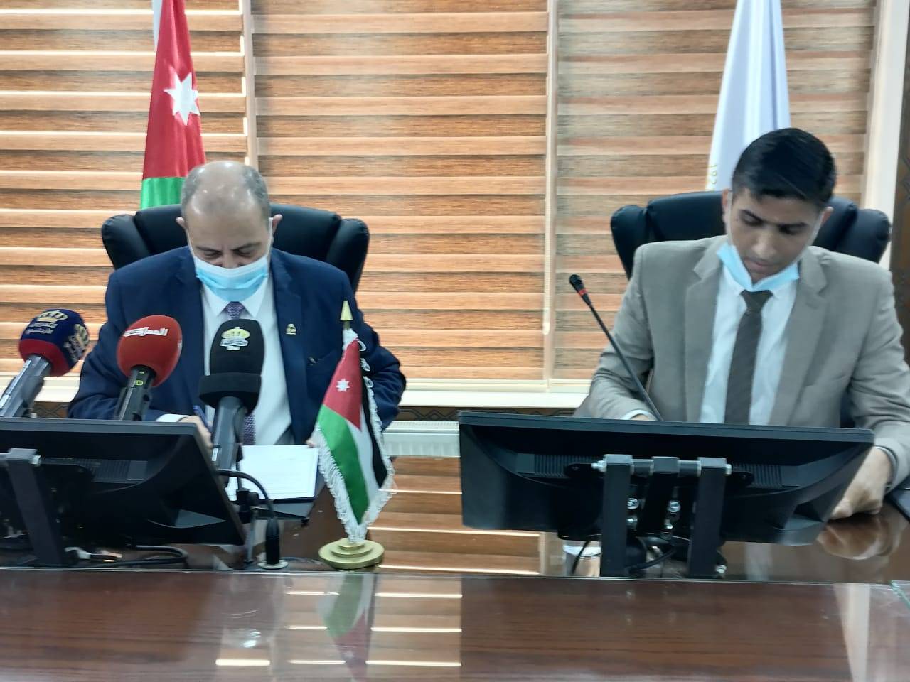 وزير العمل يوقع 6 اتفاقيات تشغيل توفر 1150 فرصة عمل خلال عام 2021 في عدد من شركات القطاع الخاص