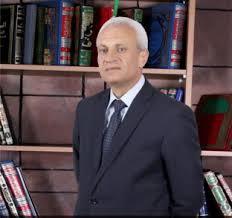 كلُّ فتاة بأبيها مُعجبة .. بقلم يسار خصاونة