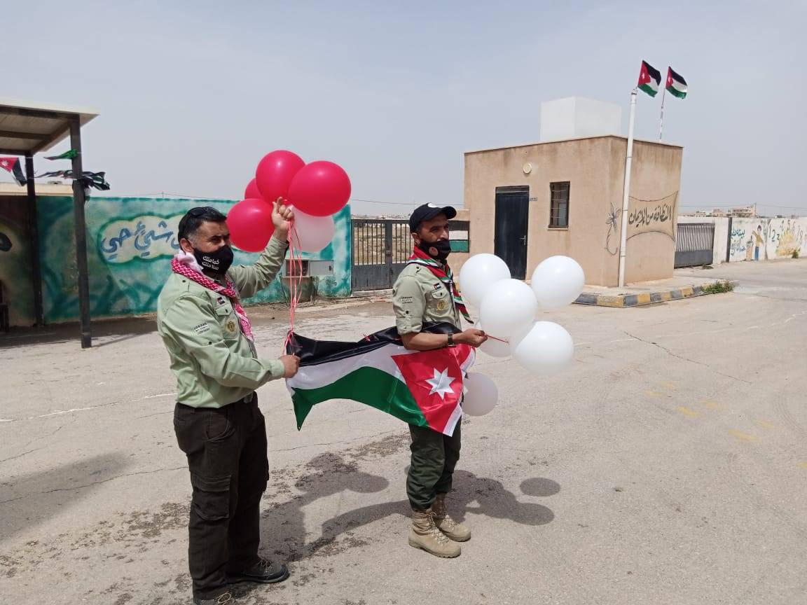 عضيبات : رفع العلم الاردني على أعلى سارية في مدارس البادية الشمالية الغربية 