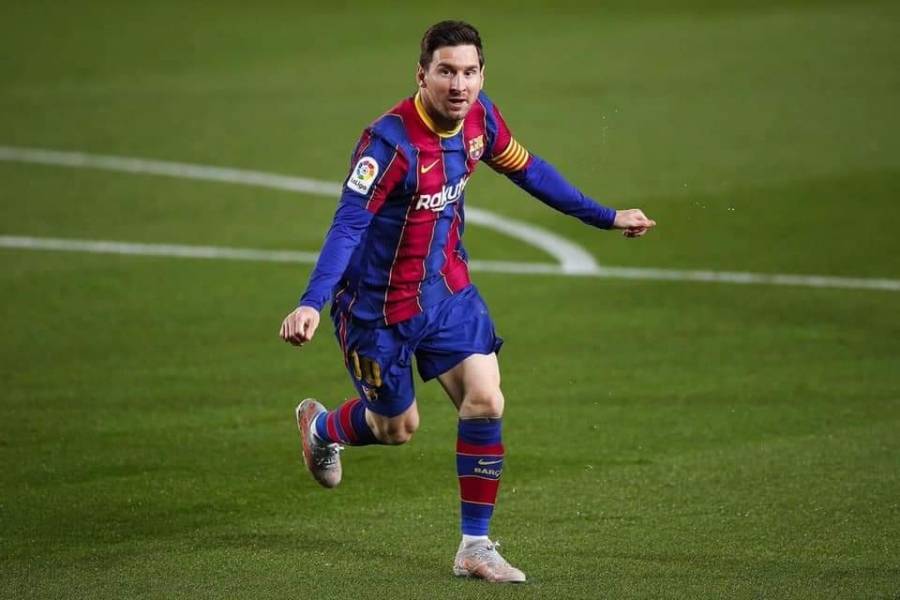 ميسي يقود برشلونة لاكتساح خيتافي بخماسية
