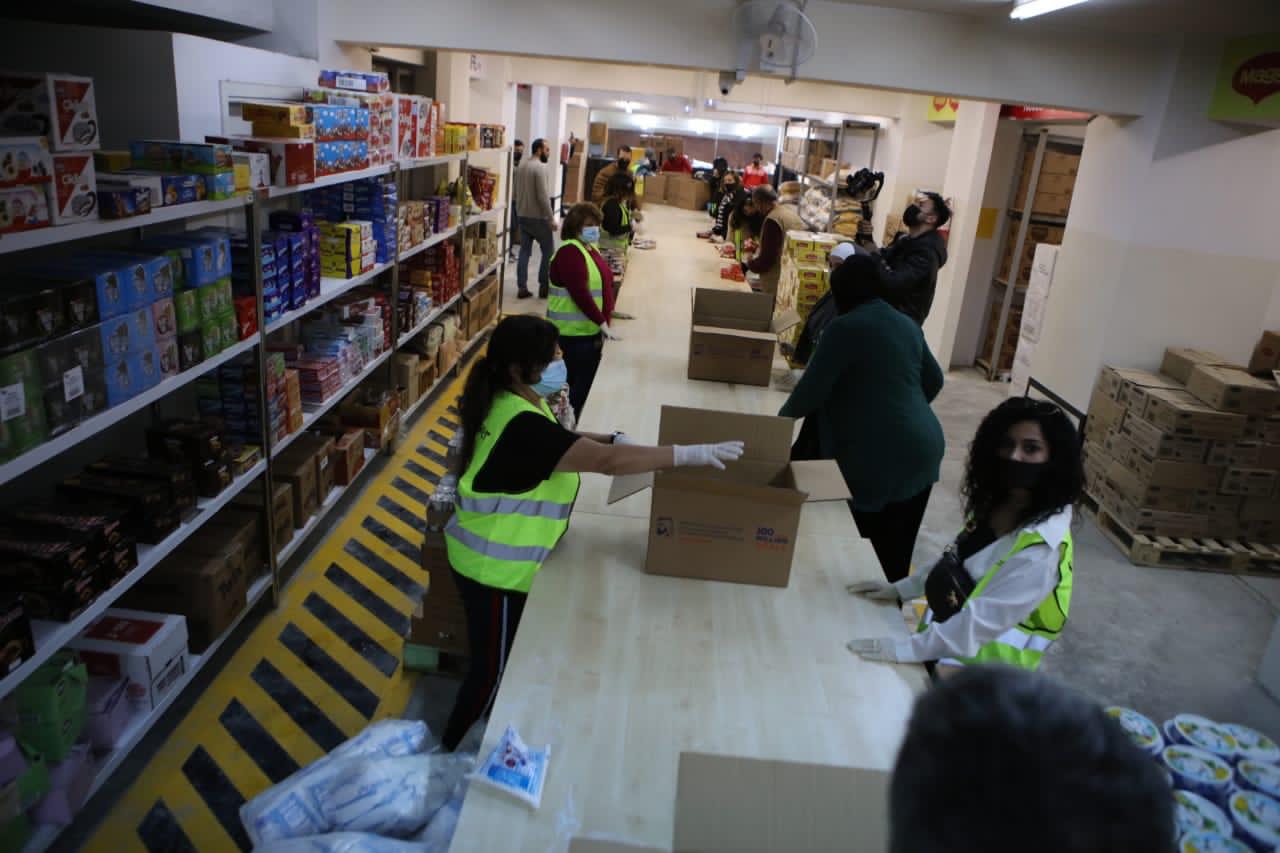 بنك الطعام الاردني يوزع طرود الخير للاسر العفيفة الاردنية واللاجئين ضمن مبادرة الشيخ محمد بن راشد آل مكتوم