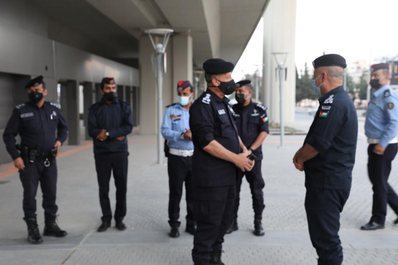 الأمن ينفذ خطة شاملة لمساعدة المواطنين وتقديم خدمات الإسعاف والإنقاذ خلال الشهر الفضيل .. صور 