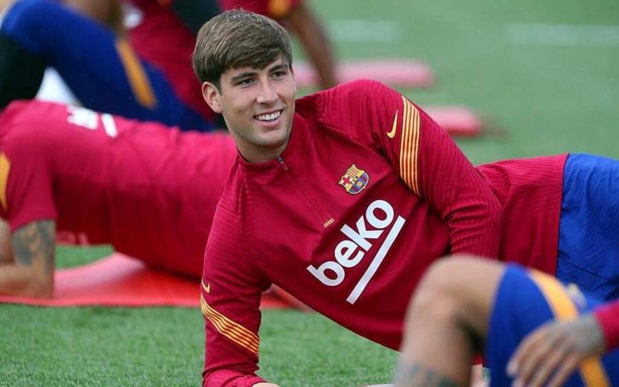 برشلونة يعيد التفكير في مستقبل موهبته