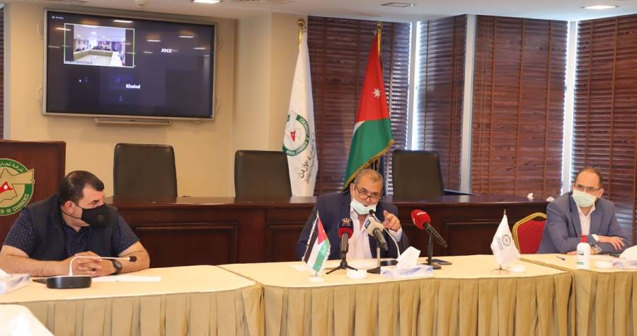 الكباريتي يدعو لتمديد ساعات الحظر الجزئي حتى منتصف الليل