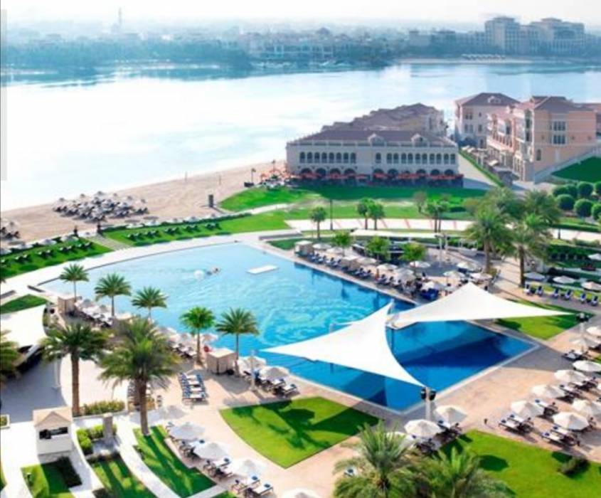 الريتز-كارلتون أبوظبي، القناة الكبرى يدعو الضيوف للاحتفال بالعيد في ملاذ فاخر