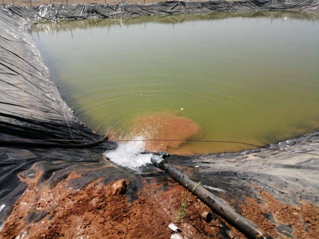 ضبط اعتداءات كبيرة على خط مياه ناقل في جنوب عمان