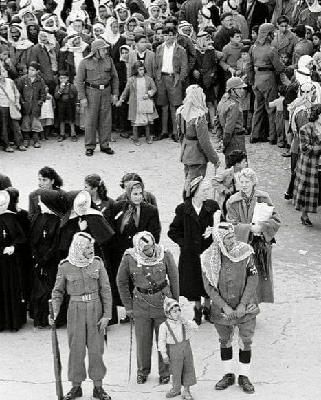 صور من خمسينيات القرن الماضي تظهر عمل قوات الشرطة والدرك الأردنية، في توفير الأمن والنظام في القدس وبيت لحم