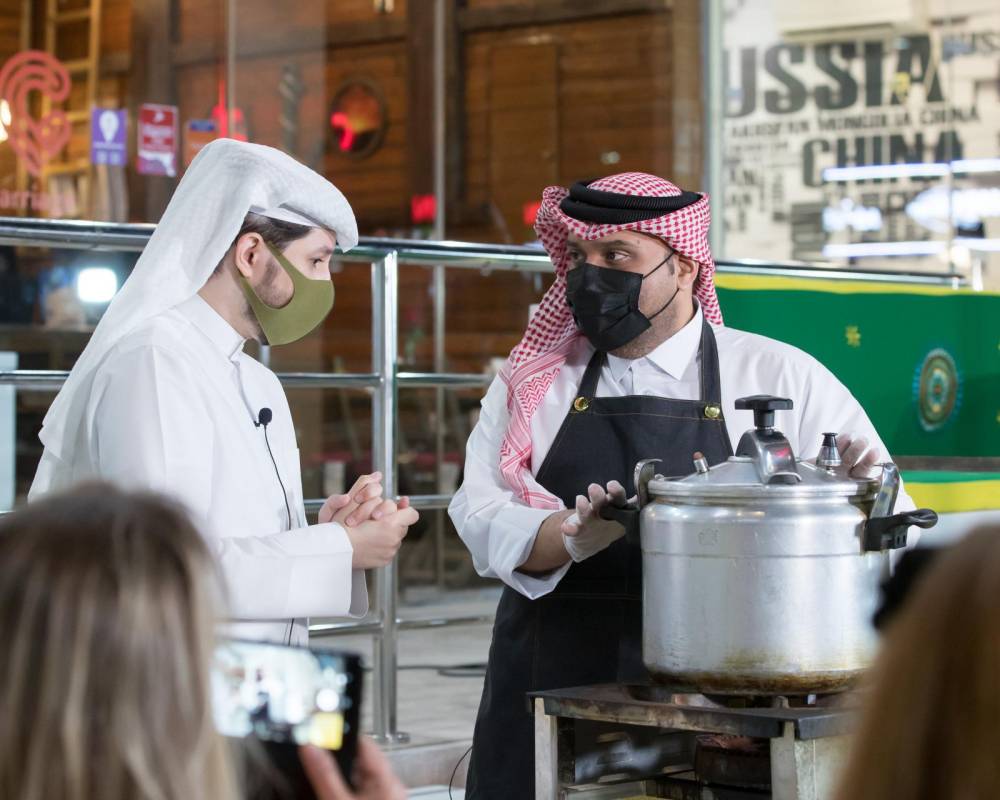 الشيف محمد العبد الله : مونديال 2022 فرصة مثالية لإلقاء الضوء على الضيافة القطرية الأصيلة