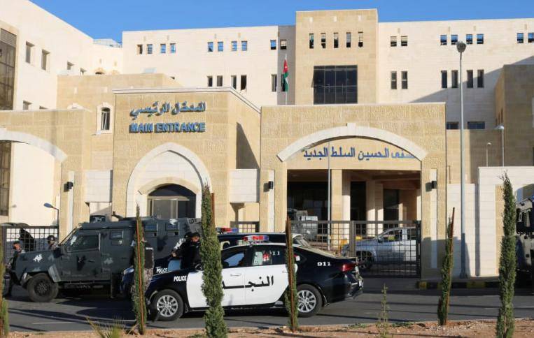 تعذر الاستماع لشهادة مسؤول ملف كورونا السَّابق في قضية مستشفى السَّلط بسبب السَّفر