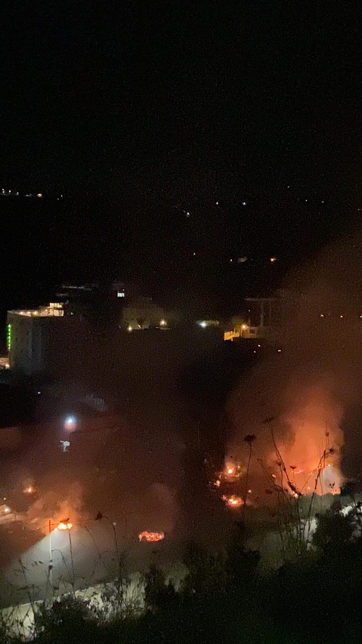 سلطة جودة البيئة تتابع اشتعال حرائق في منطقة بيت ايبا نابلس