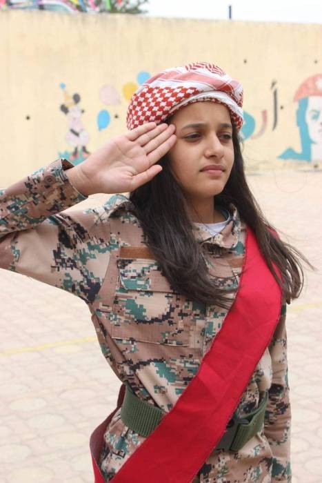 سلسبيل المناعسة تكتب : اليوم الذي كنت فيه اصغر قائدة عسكرية لمراسم الجيش الشعبي