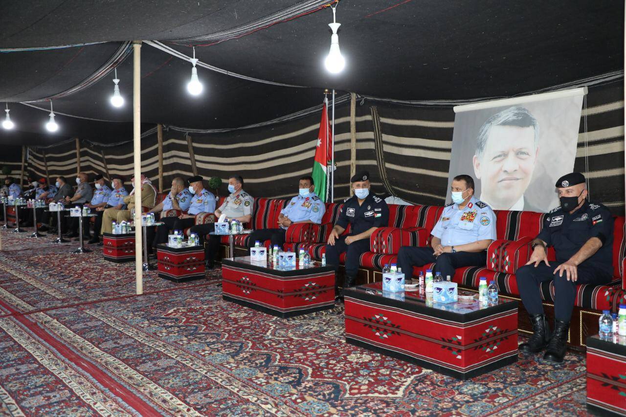 مدير الأمن العام ينقل تحيات جلالة القائد الأعلى لكافة مرتبات الأمن العام على جهودهم خلال الشهر الفضيل 