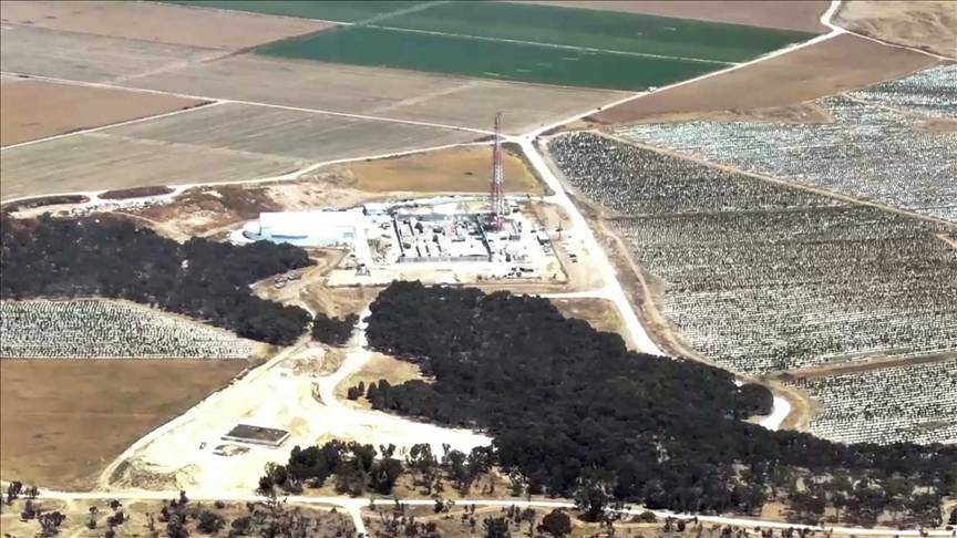 كتائب القسام تكشف عن طائرة استطلاع جديدة تحمل اسم الزواري .. فيديو