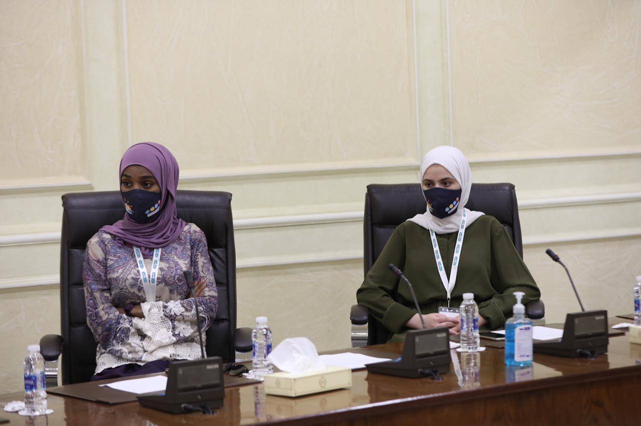 وزير الشباب يلتقي ضباط ارتباط مبادرة شباب إلك وفيد