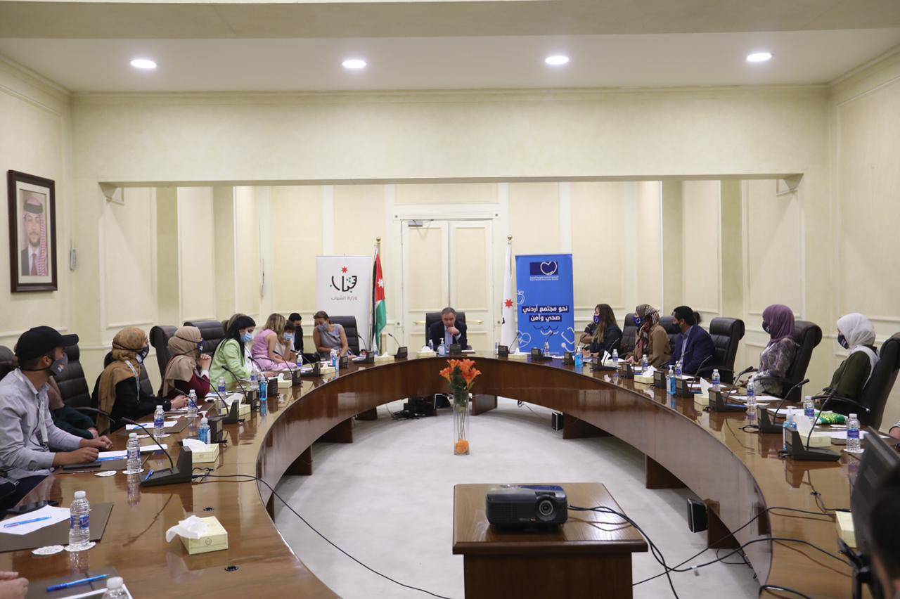 وزير الشباب يلتقي ضباط ارتباط مبادرة شباب إلك وفيد