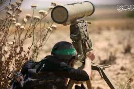 المقاومة الفلسطينية تستهدف حافلة لنقل جنود الاحتلال شمال غزة