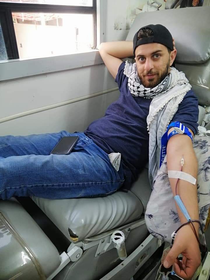  ” فزعة وطن ” تنظم حملة للتبرع بالدم لأهالي غزة – صور