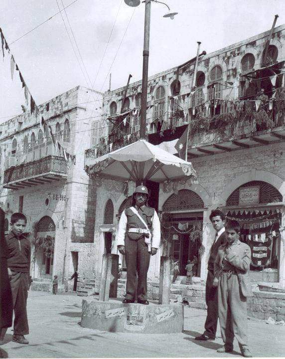 مئوية الدولة الأردنية والأمن العام .. كيف تطورت خدمات الترخيص والتنظيم المروري في مئة عام .. صور