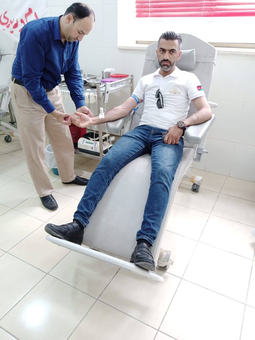 جمعية امل الغد الخيرية وفريق مبادرة ألف التطوعي يقيمان حملة للتبرع بالدم لصالح الشعب الفلسطيني 