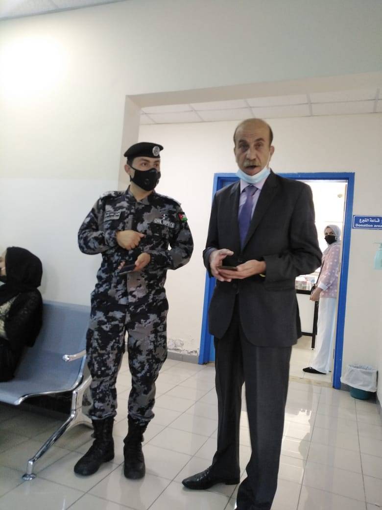 جمعية امل الغد الخيرية وفريق مبادرة ألف التطوعي يقيمان حملة للتبرع بالدم لصالح الشعب الفلسطيني 