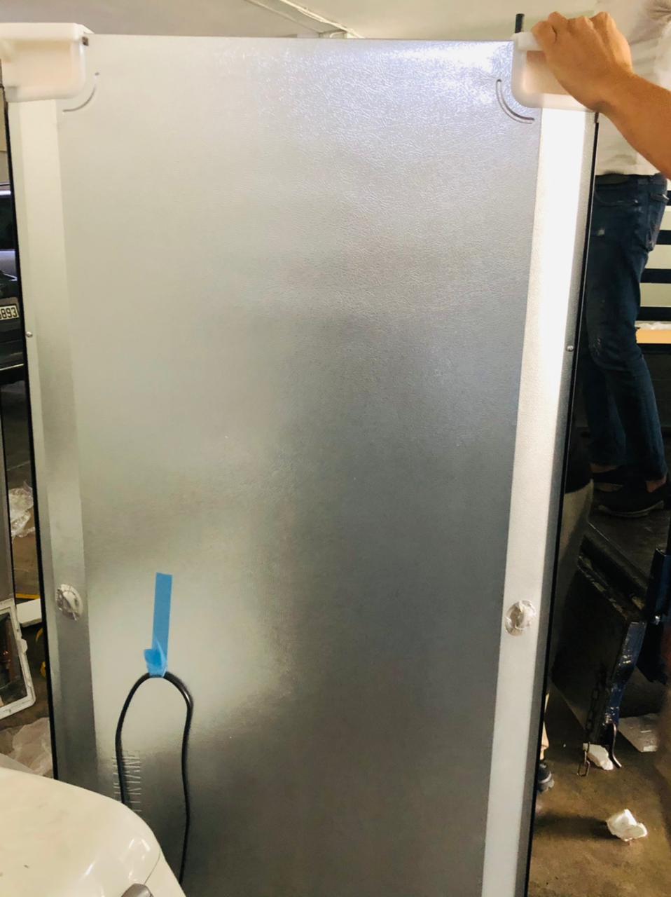 ضبط 6كغم من مادة الكوكائين المخدرة داخل ثلاجات أدخلت للمملكة عبر أحد المعابر الحدودية وضبط شخصين تورطا بالقضية