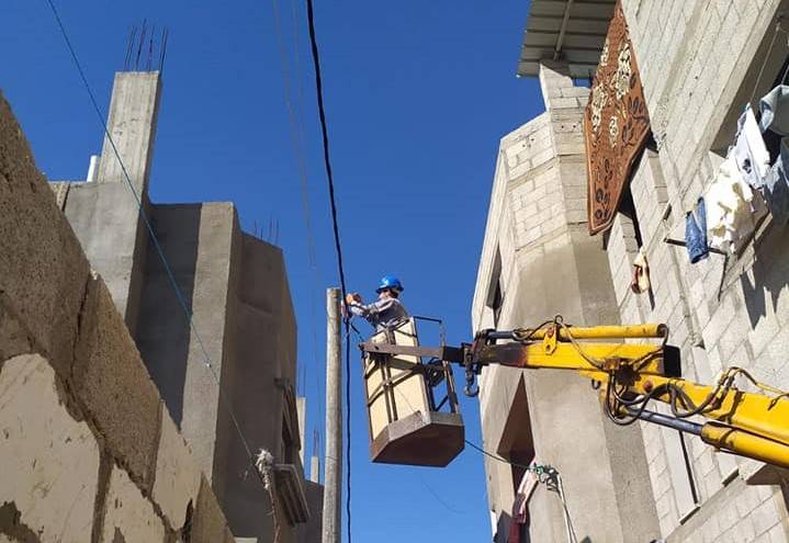 الاحتلال يمنع صيانة خطوط كهرباء غزة وإدخال الوقود لمحطة التوليد