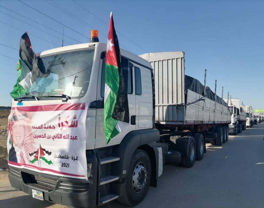 بتوجيهات ملكية .. وصول قافلة مساعدات إنسانية إلى قطاع غزة