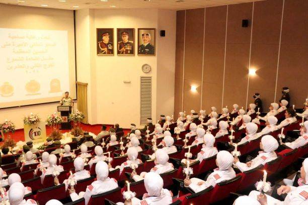 كلية الأميرة منى للتمريض تقيم حفل إضاءة الشموع للفوج الثاني والعشرين من مرشحات الكلية