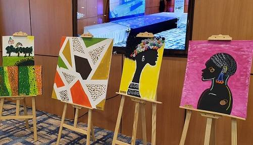 جمعية كيان في الرياض تحتفل باليوم العربي لليتيم وتقيم معرض الفنون البصرية الأول 12