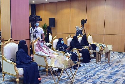 جمعية كيان في الرياض تحتفل باليوم العربي لليتيم وتقيم معرض الفنون البصرية الأول 1-2