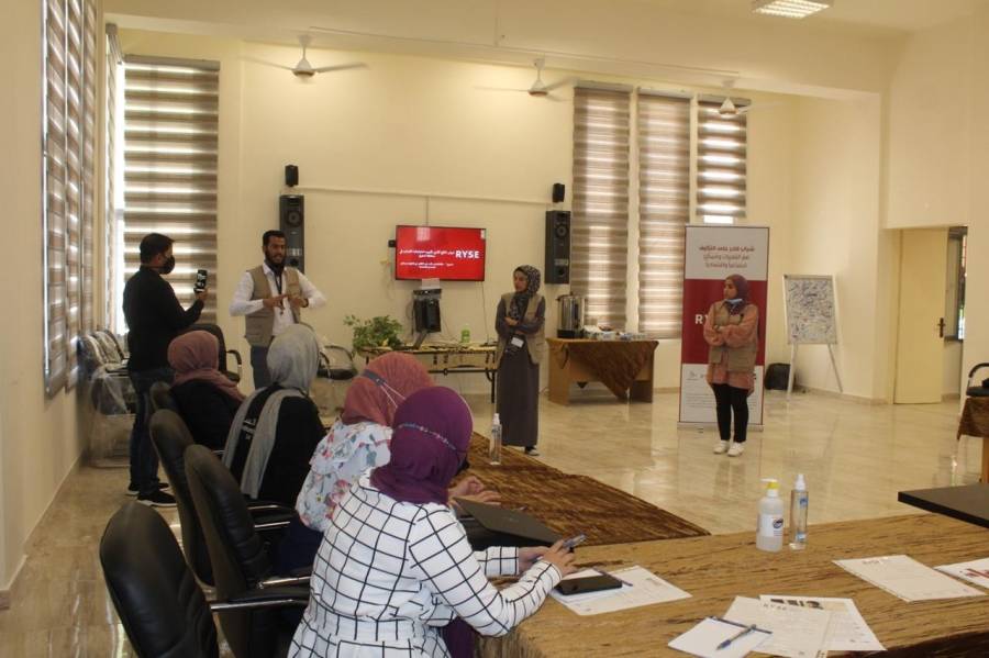 مركز شابات المفرق يقيم جلسة لعرض نتائج تقييم احتياجات الشباب في المحافظة