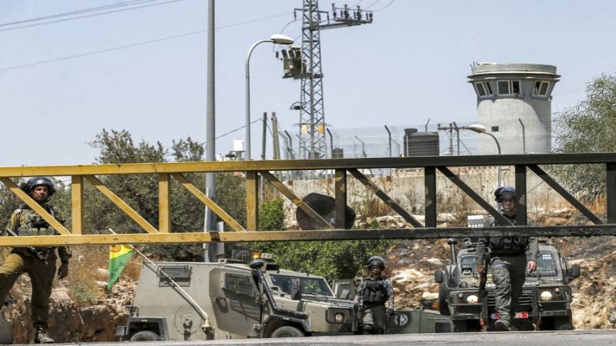 مدير المخابرات المصرية يزور الأراضي الفلسطينية لبحث ملف إعادة إعمار غزة