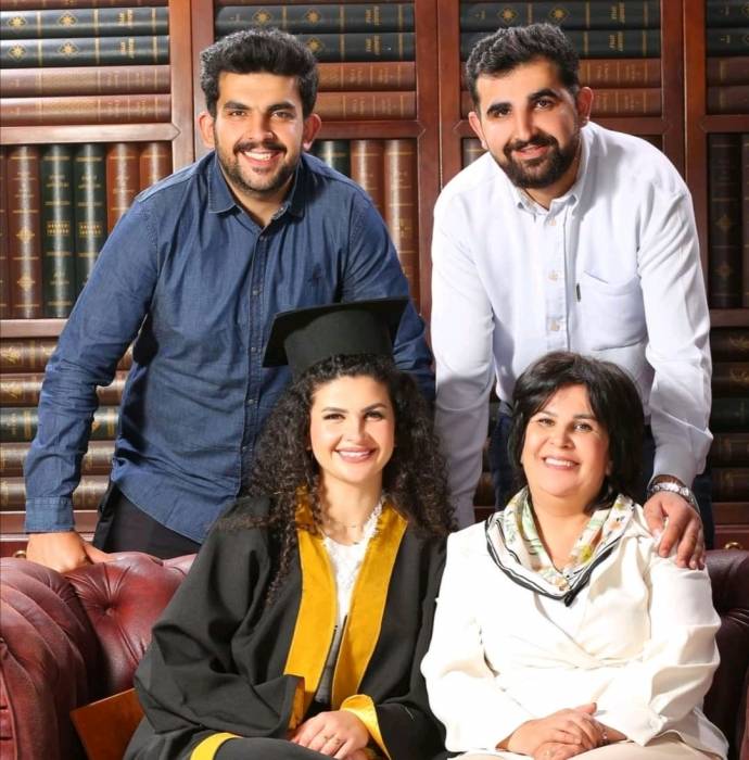 تهنئة للأستاذة ميسون العتوم بتخرج ابنتها دانه من كلية الهندسة بالجامعة الأردنية