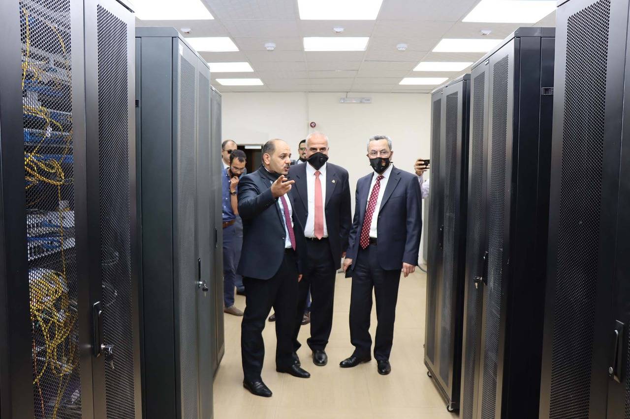 وزير التربية والتعليم والتعليم العالي والبحث العلمي يزور جامعة الحسين بن طلال 