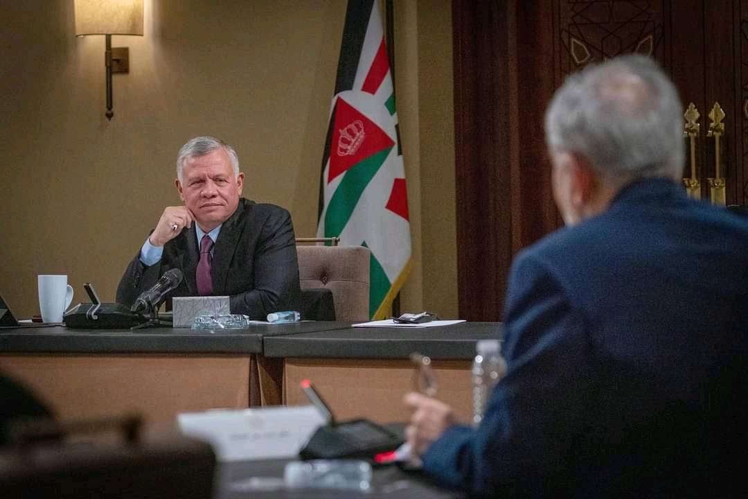 الملك : عملية الإصلاح السياسي والاقتصادي والإداري لا تحتاج إلى شعارات