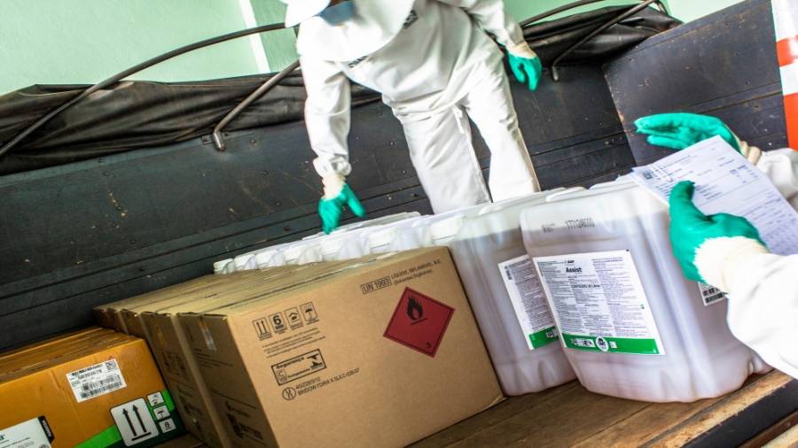 غرفة صناعة الأردن: موافقة على نقل مواد كيميائية وخطرة عبر البريد السريع