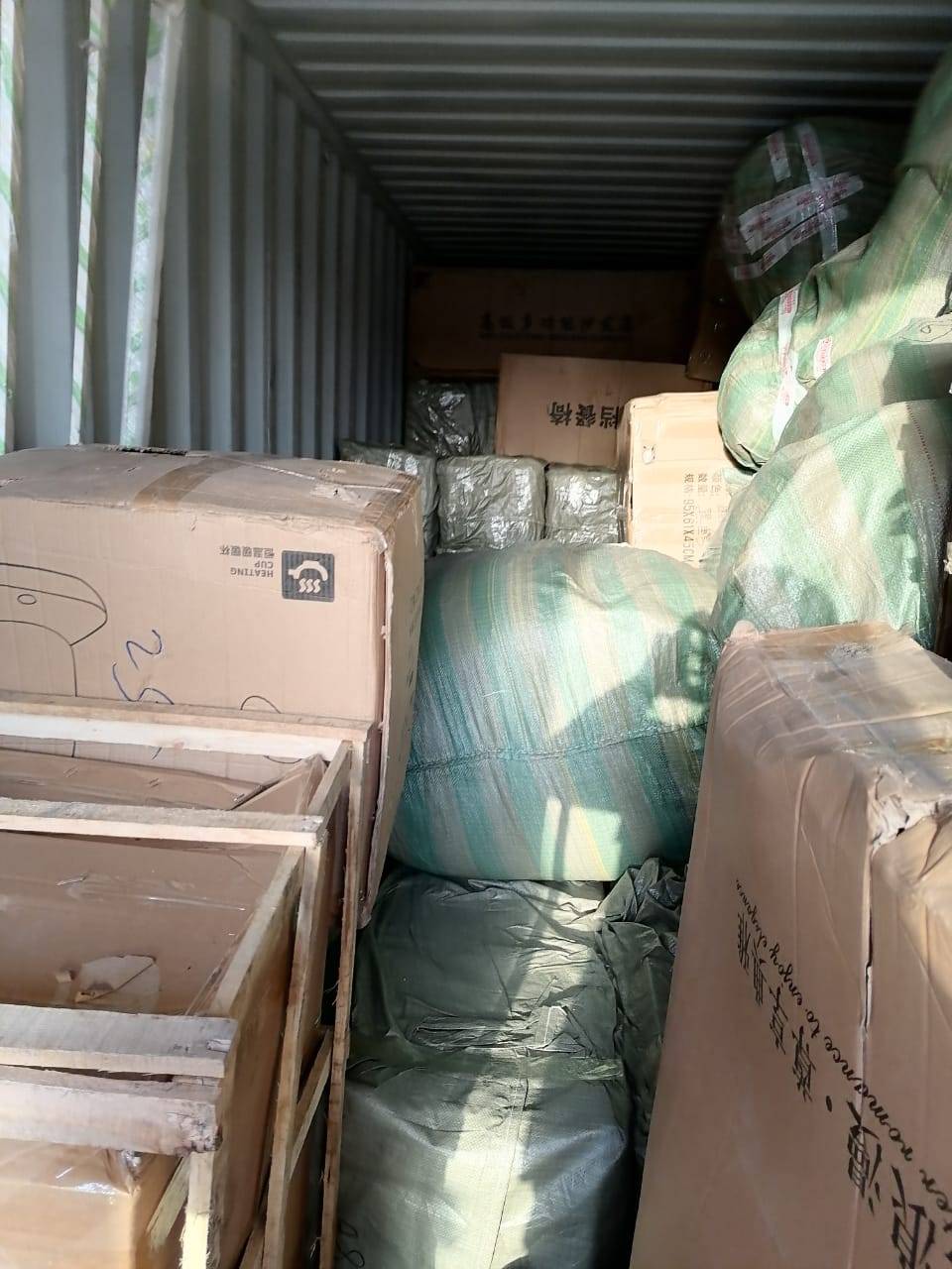 الجمارك تحبط تهريب حاوية Hلعاب النارية